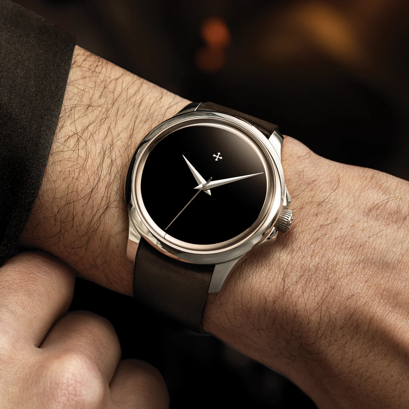 redentore ultrablack worn on wrist