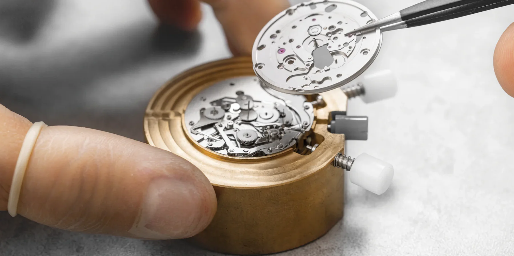 Seiko NE88 chronograph movement