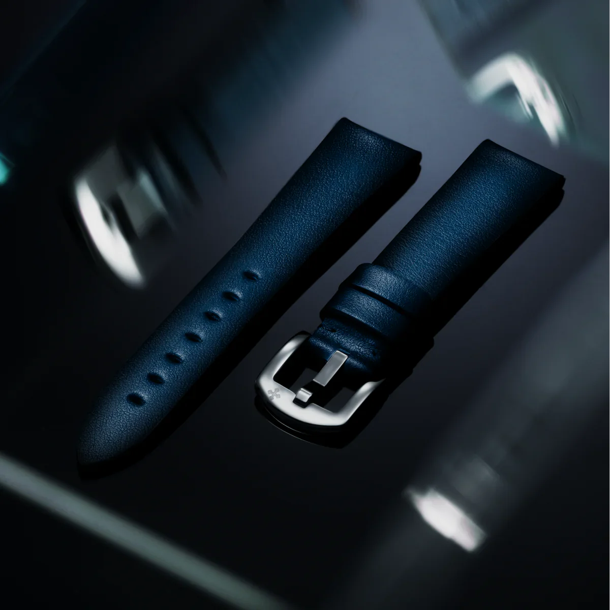 leather strap fume blue